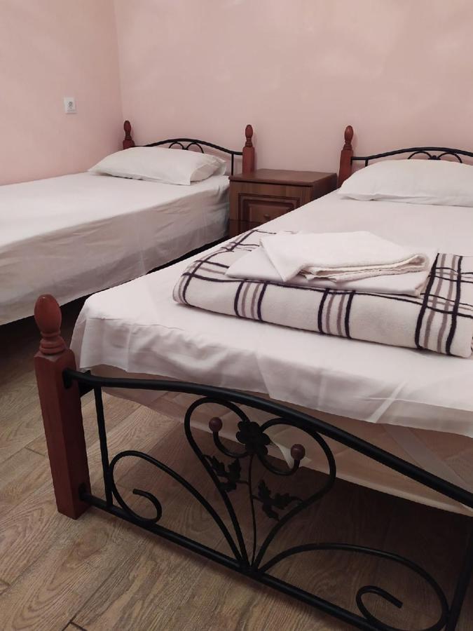 גגרה Anna-Saria Guest House מראה חיצוני תמונה